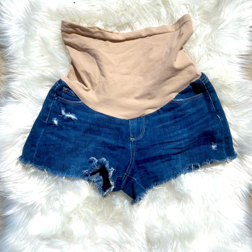 Paige Maternity shorts sz 28